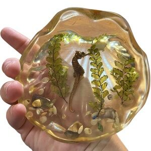 Vintage Lucite Seahorse & Shell Soap Dish